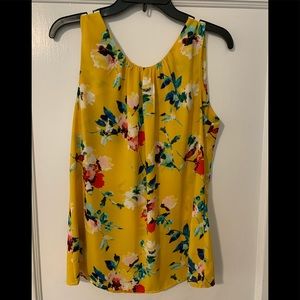 Rose & Olive gorgeous yellow floral blouse